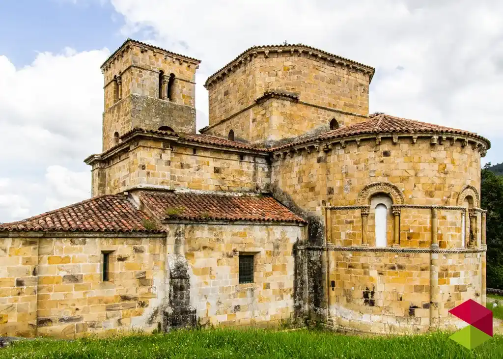 Colegiata de Santa Cruz de Castañeda