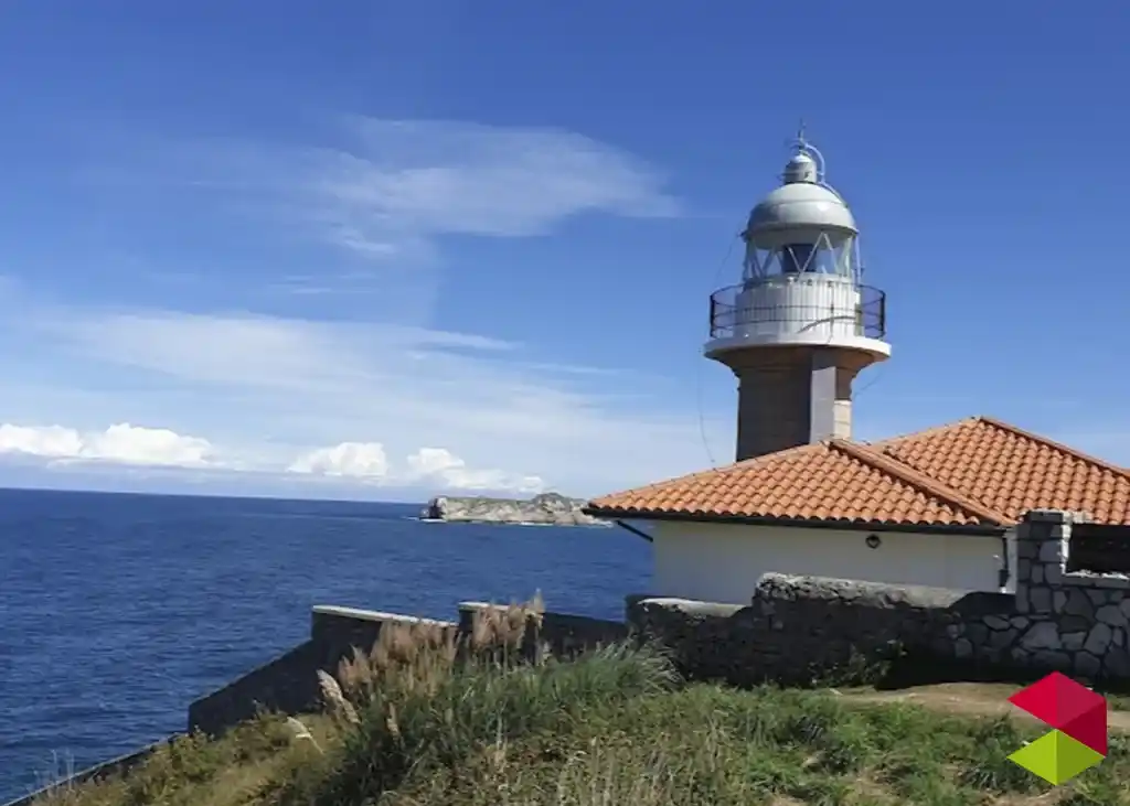 Faro de Punta del Torco de Afuera en Suances
