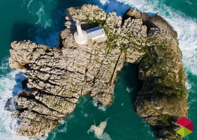 Faro Isla de Mouro en Santander