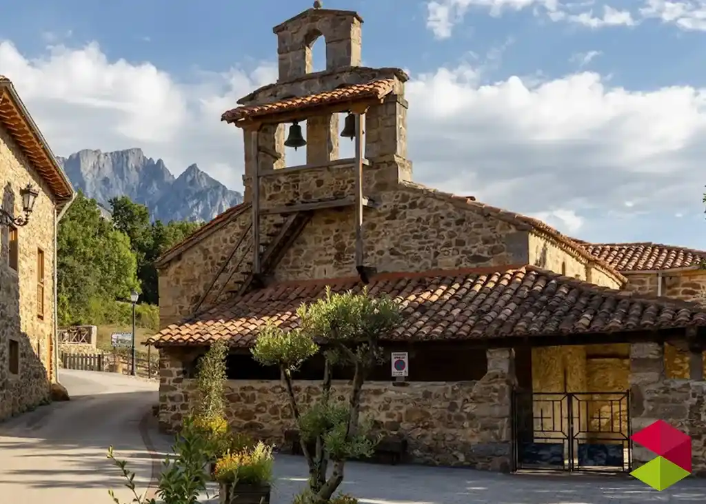Iglesia de Mogrovejo