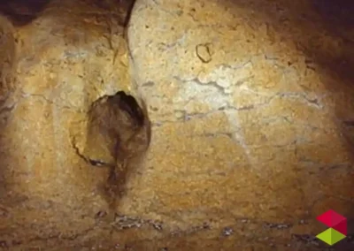 Interior Cueva de los Emboscados
