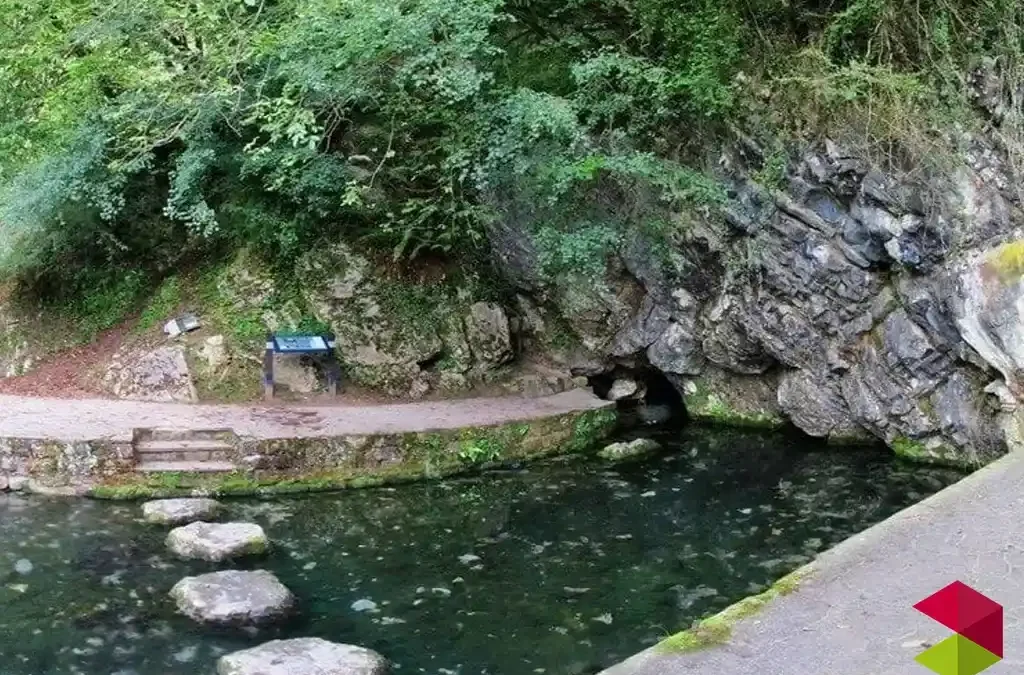 Ruta al nacimiento de la Fuentona de Ruente