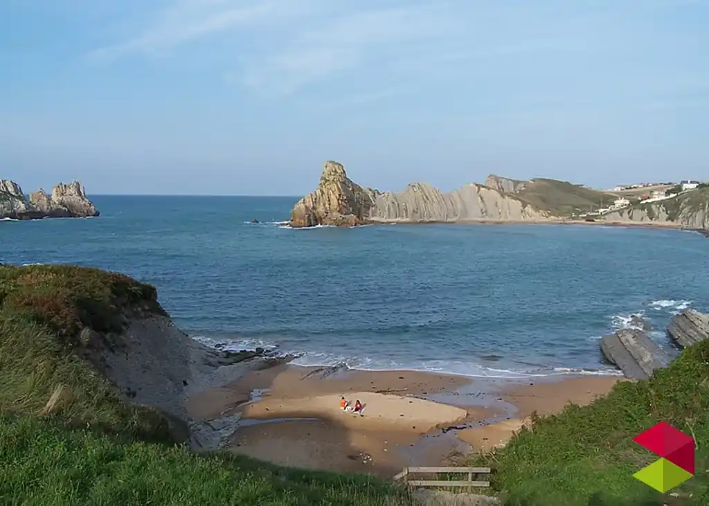 Playa de Cerrias en Liencres