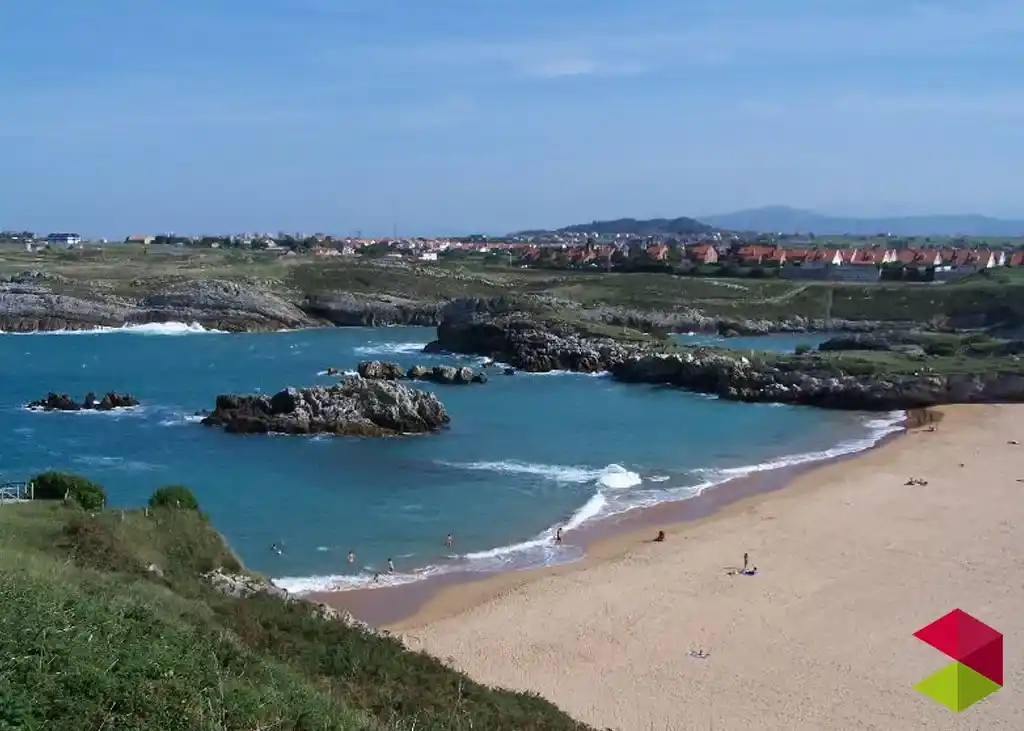 Playa de San Juan de la Canal en Soto de la Marina