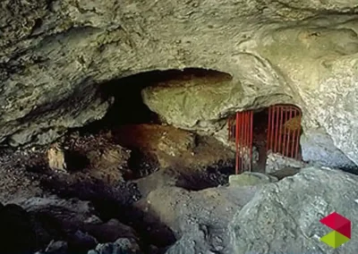 Puerta Cueva de Chufin