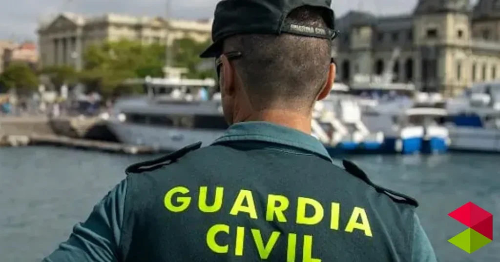 Cuidadora se aprovecha de anciana para robarle las joyas en Santander