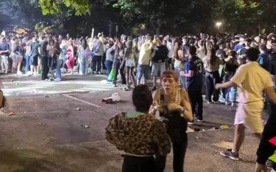 Individuo ataca a la multitud con spray pimienta en la hoguera de San Juan en Santander
