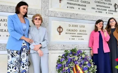 Los restos del historiador José Luis Casado Soto ya descansan en el Panteón de Ilustres de Ciriego