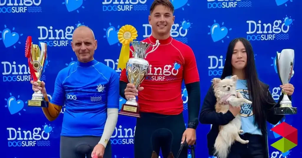 Noticias Suances Marcos y Hera ganadores del campeonato de Europa de surf para perros DingoDog Surf 2025