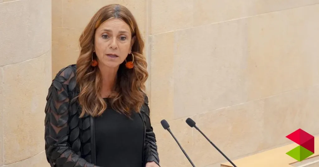 Noticias Cantabria Fernández Viaña exige soluciones para garantizar la atención a los pacientes de psiquiatría de Sierrallana durante la baja maternal de la especialista