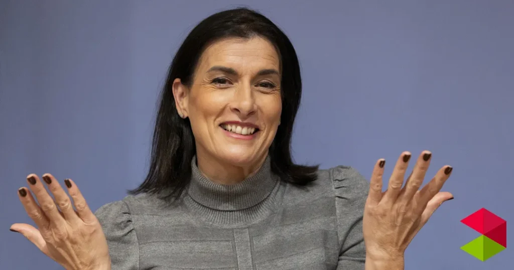 Gema igual se ríe de los Santandetinos promoteniendo cerrar bocas