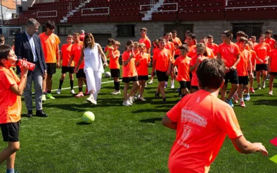 Buruaga visita en Bárcena de Pie de Concha el nuevo Alpedre tras una inversión de más de 760.000 euros