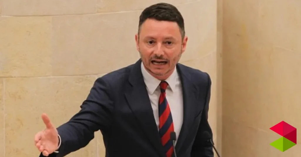 Noticias Cantabria Casares debe asumir sus responsabilidades como Delegado del Gobierno y evitar los botellones en El Puntal replica el PP al PSOE