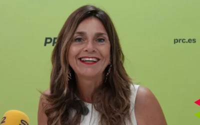 Fernández Viaña acusa a Pascual de “desmantelar” la sanidad pública y “abrir la puerta” a renunciar a la competencia en materia sanitaria