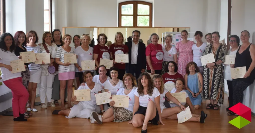 Noticias Piélagos 70 mujeres bailan a la vida en Piélagos