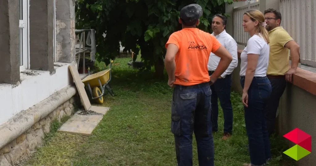 Noticias Piélagos Piélagos última el acondicionamiento y mejora de las aulas de 2 y 3 años del Colegio Virgen de Valencia de Renedo