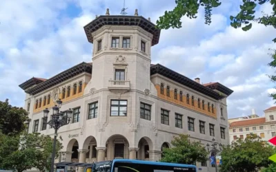 CCOO denuncia excesos de jornada y agresiones ante la falta de personal y el colapso de la oficina principal de Correos en Santander