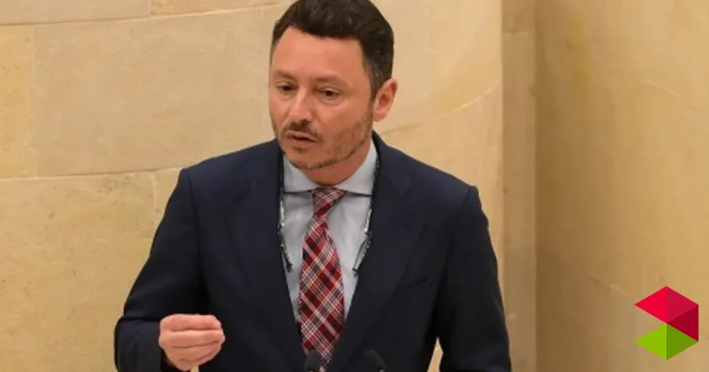 Noticias Cantabria “El decreto que regula las viviendas turísticas es necesario, largamente esperado y negociado con los agentes del sector”, replica el PP a la oposición