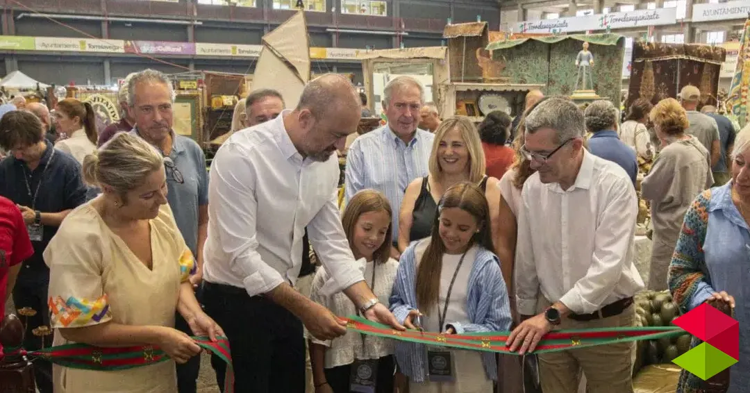 Noticias Torrelavega Inaugurada la 26ª edición de ‘Desembalaje Cantabria’ con 95 expositores y más de 40.000 piezas