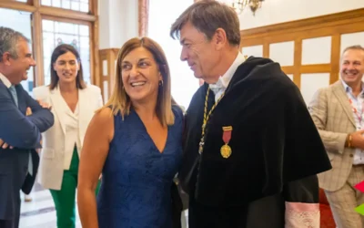 Buruaga reclama al Gobierno central más financiación y más autonomía para la UIMP en la clausura de los Cursos de Verano