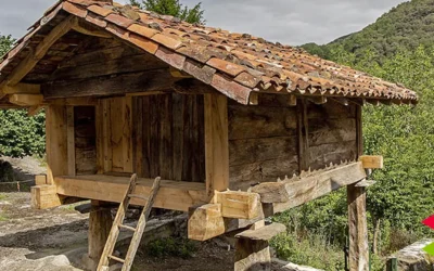 Cultura convoca unas jornadas internacionales en Liébana con los hórreos como protagonistas