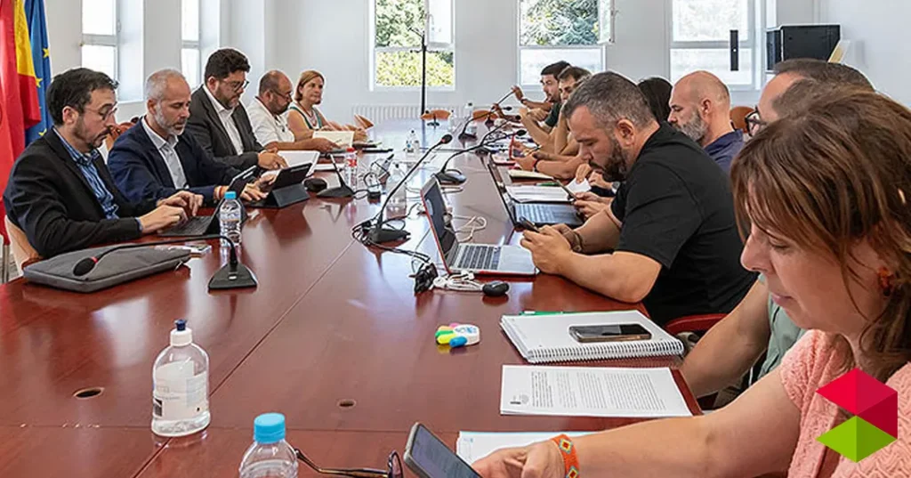 Noticias CAntabria La Junta de Personal Docente no firma la subida salarial propuesta por Educación y la décima mesa de negociación termina sin acuerdo