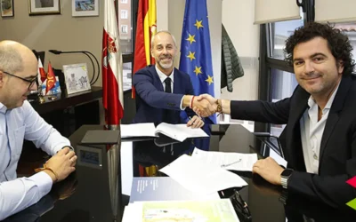 Educación y Ferroglobe firman un convenio de colaboración para promover la FP Dual y la realización de prácticas formativas