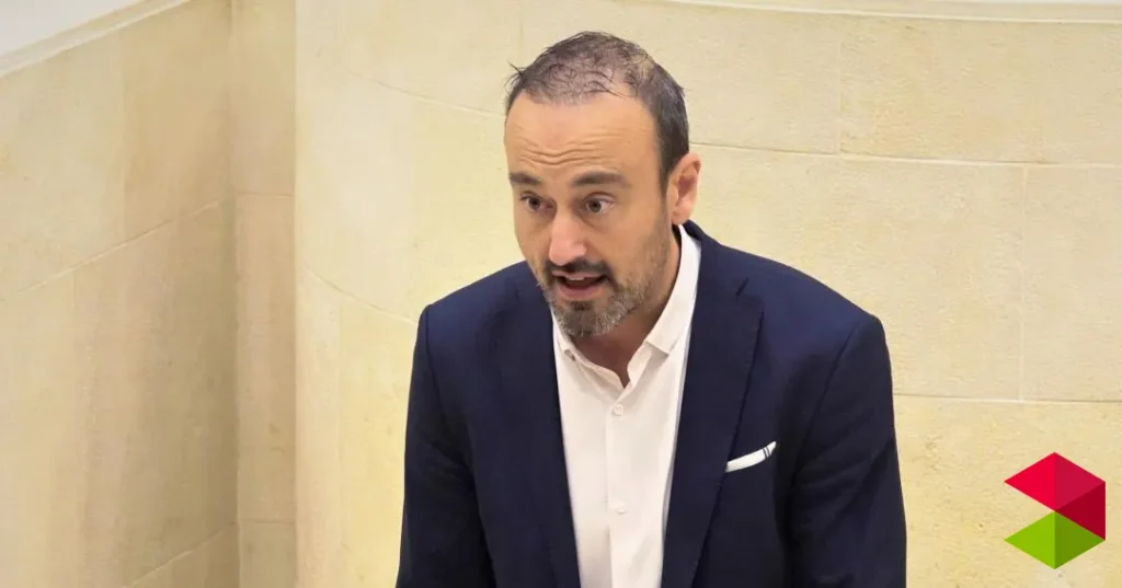 Noticias Cantabria El PRC reafirma sus dudas sobre la llegada de los nuevos trenes de cercanías en plazo y asegura que la unidad piloto "debería estar ya en funcionamiento"