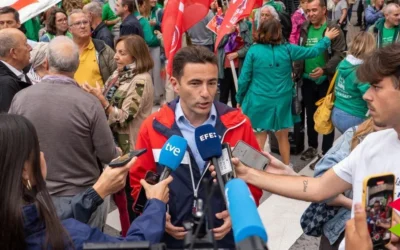 El PSOE reclama al PP atender la “reivindicación justa” de los docentes