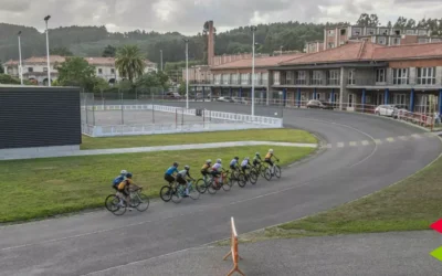 El Ayuntamiento de Torrelavega acometerá la reforma integral de los vestuarios 2 y 3 del complejo deportivo Óscar Freire