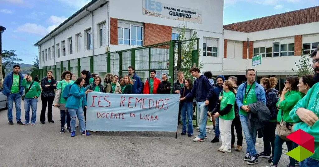 Noticias Cantabria Más del 52,4% de los docentes secunda la cuarta jornada de convocatoria para todos los cuerpos de CCOO