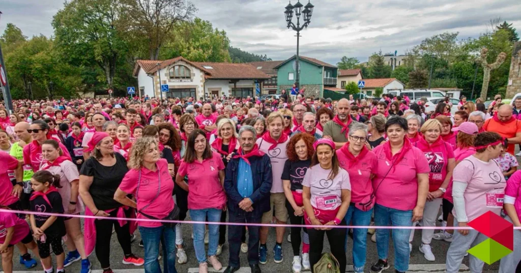 Noticias Cantabria Puente San Miguel el Día Internacional de la Lucha contra el Cáncer de Mama y se suma a la marcha organizada por Anjanas Solidarias