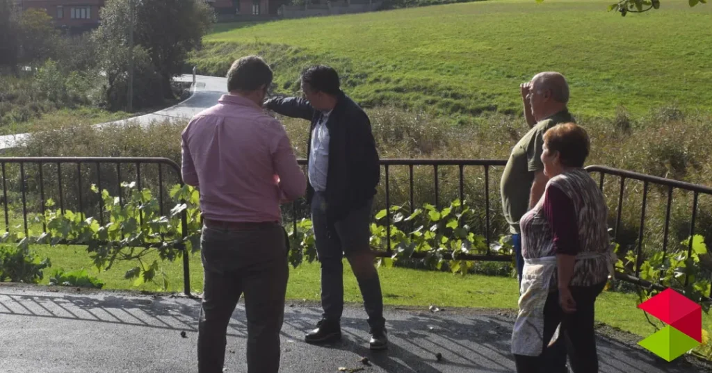 Noticias Piélagos Piélagos finaliza la ampliación del vial del Barrio el Pozo, el cambio de la tajea sobre el arroyo del Cuco y la recuperación del lavadero y bebedero en Boo