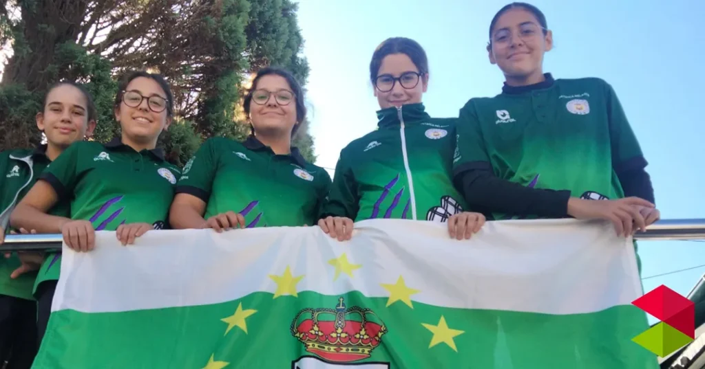 Noticias Piélagos Las representantes de la Escuela municipal de petanca de Piélagos ganadoras de la Liga regional juvenil 2025
