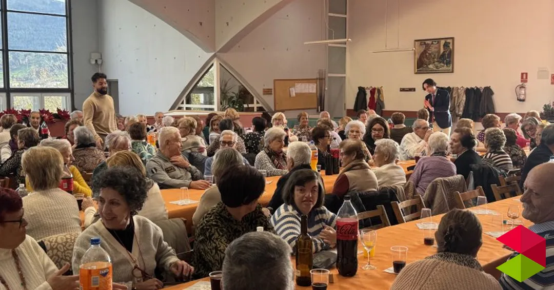 Noticias Astillero celebró una jornada de homenaje y convivencia a sus mayores