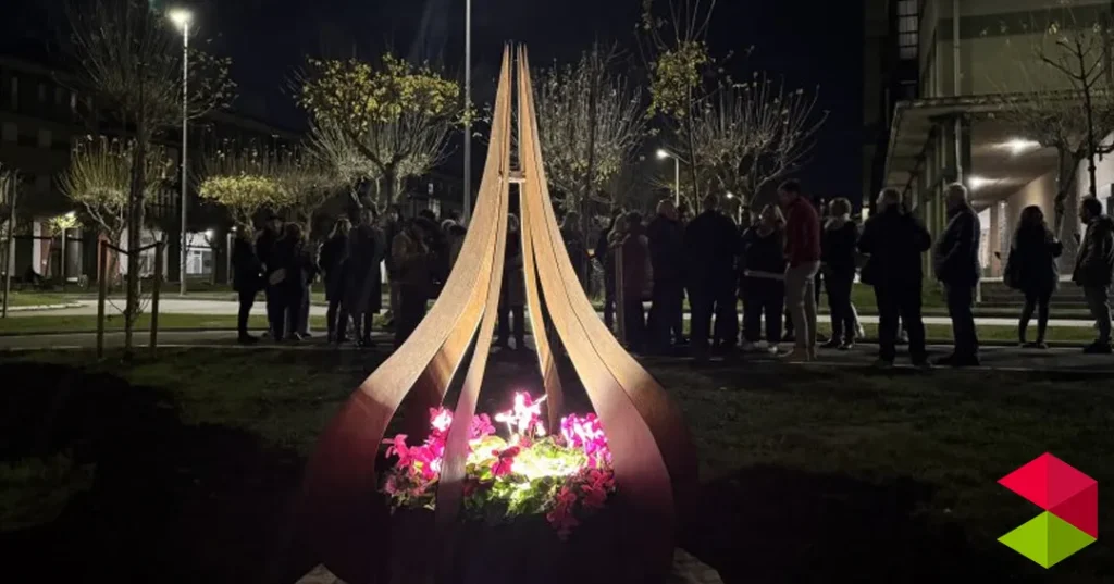 Noticias Astillero "Luz infinita" el nuevo monumento inaugurado en Astillero