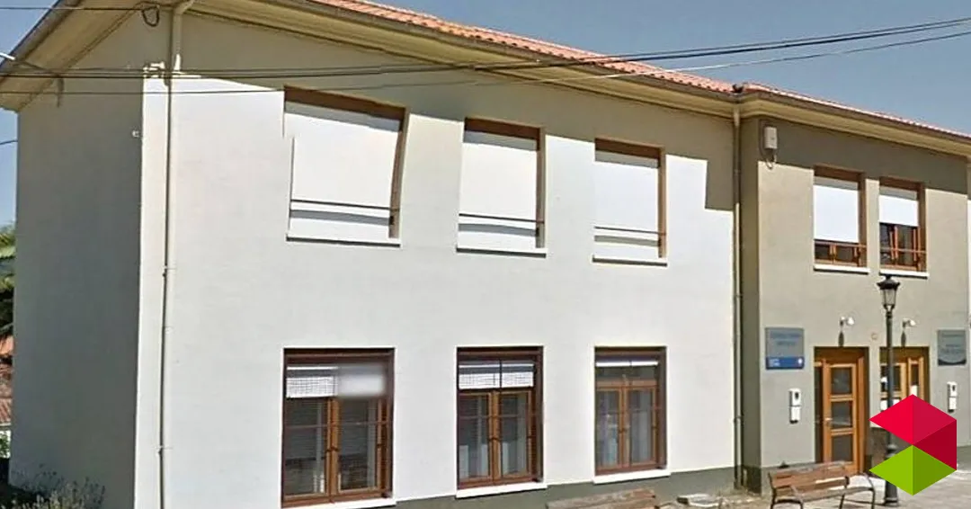 El Ayuntamiento de Molledo dota a los dos consultorios municipales (Silió y Molledo), de dos camillas regulables en altura eléctricamente.