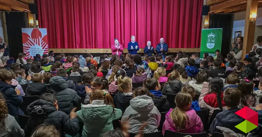 Noticias Reociín Reocín celebra el 25 de Noviembre con los escolares