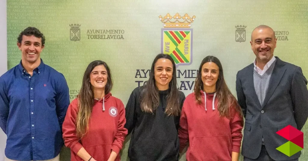 Noticias Torrelavega Los campos de arena de las instalaciones deportivas de Tanos acogen por primera vez partidos oficiales de la Liga Nacional de Voley Playa