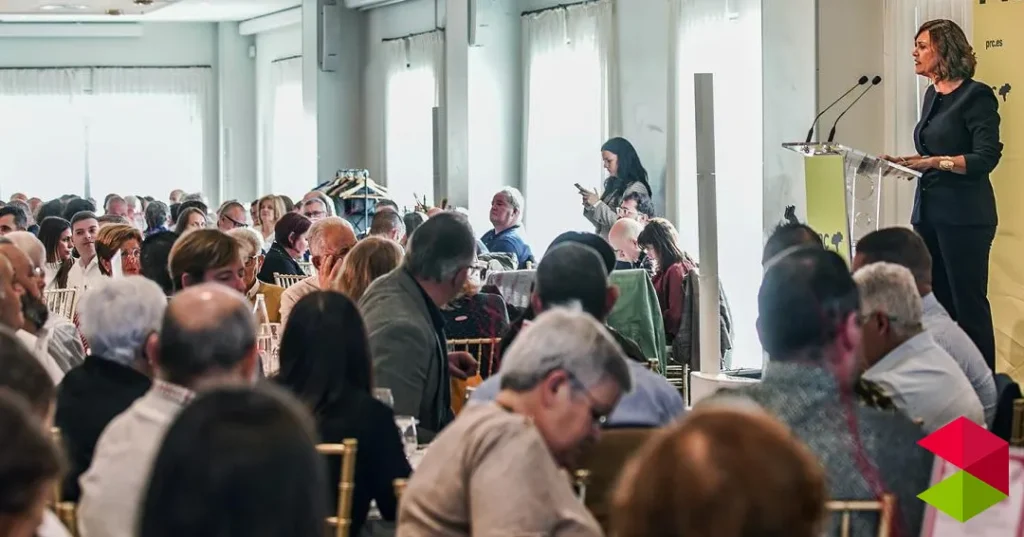 Noticias Cantabria Revilla pide a Buruaga que se deje de "faroles" y convoque elecciones o consiga la mayoría para aprobar el presupuesto porque es "el deber" del que gobierna