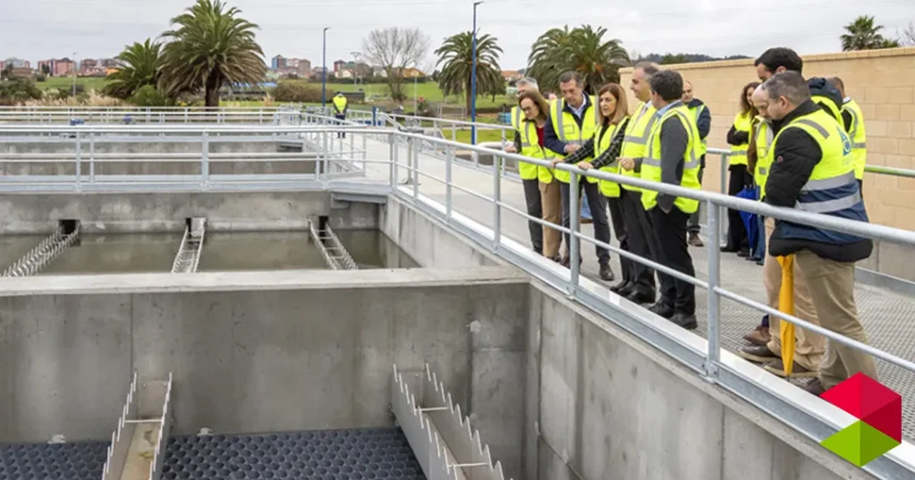 Noticias Santander Buruaga inaugura las obras en la depuradora de San Román, "buque insignia de los sistemas de tratamiento de Cantabria" que da servicio a 428.000 cántabros