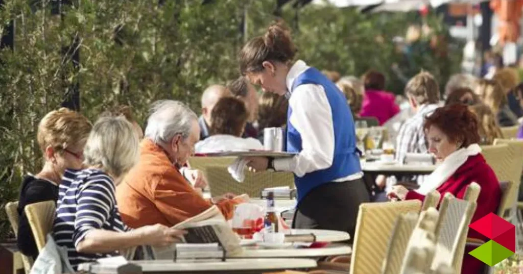 Noticias Cantabria CCOO y UGT trasladan sus reivindicaciones a la patronal y confían en un buen acuerdo en el nuevo convenio de Hostelería