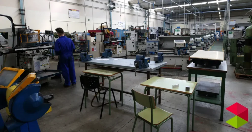 Noticias Cantabria Más de 270 docentes de Formación Profesional recibirán formación en prevención de riesgos laborales