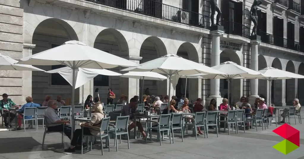 Noticias Santander UGT y CCOO apuestan por la mejora de salarios y la conciliación en la hostelería de Cantabria