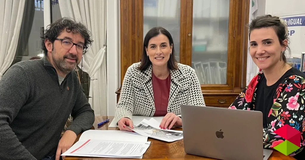 Noticias Santander Igual destaca el proyecto de cruces rosas para una atención fisioterapéutica de calidad