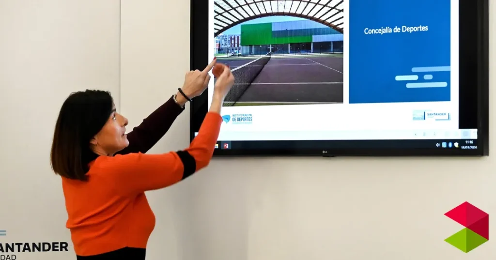 Noticias Santander El Ayuntamiento renovará las cuatro pistas de tenis cubiertas del Complejo Ruth Beitia