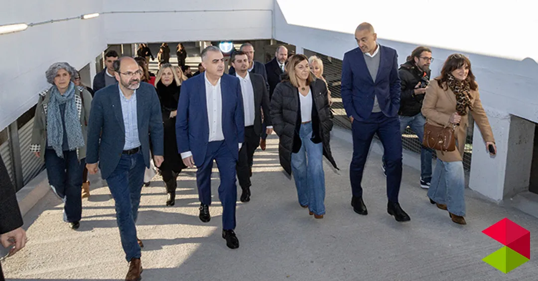 Buruaga inaugura el nuevo aparcamiento en altura de Torrelavega, “un clarísimo ejemplo del compromiso político” con la ciudad