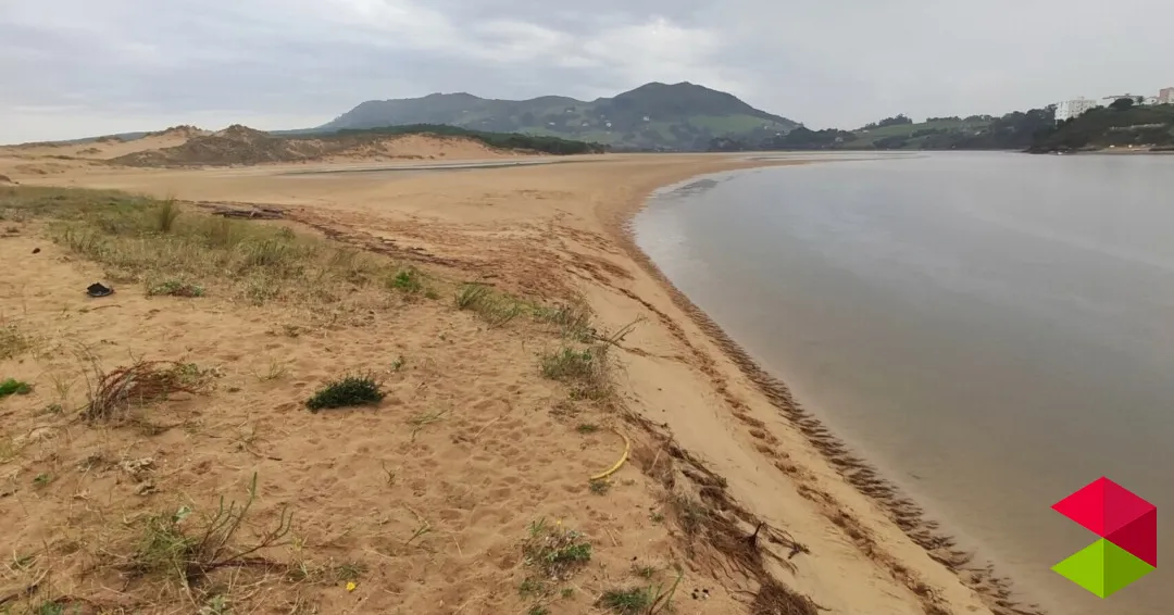 Eventos Piélagos Jornada de recogida de residuos en la playa de Valdearenas