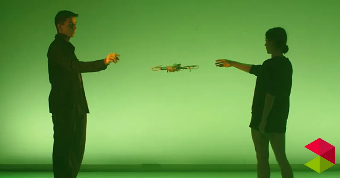 Eventos Santander Todo este ruido danza para dos intérpretes y un dron