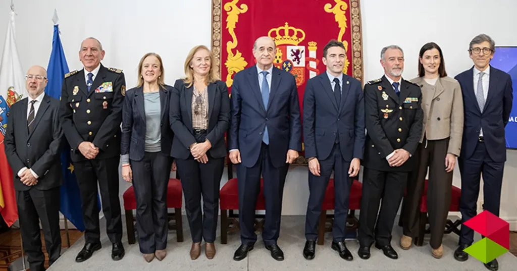Noticias Cantabria El Gobierno cántabro ofrece colaboración institucional al nuevo jefe superior de la Policía Nacional